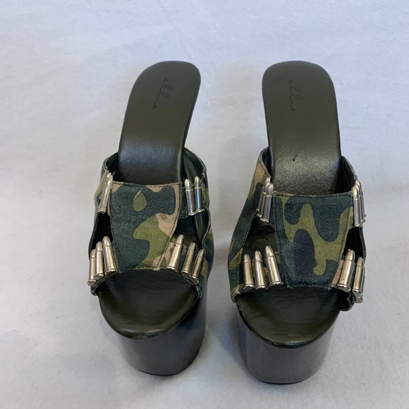 Ellie Camo Bullet Mules 6" Heel Size 6 Cloth metal and lacquered wood - Picture 2 of 7